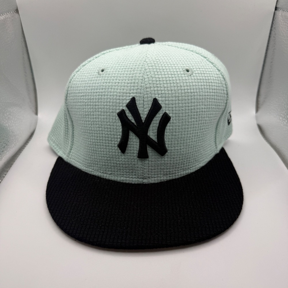 New Era 59FIFTY New York Yankees Hat 7 3/8 Mint Green Black Waffle Knit Fitted